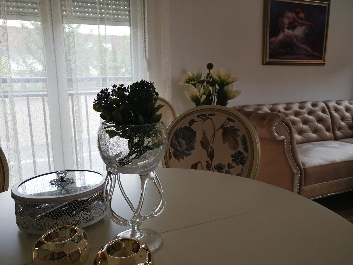 Jc10 Apartment 3 Bedroom, Free Parking, 73Sqm Novi Sad Exterior foto